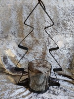 metalen_kerstboom_met_glas_voor_lichtje