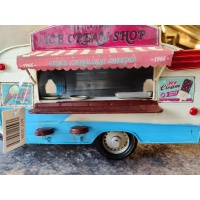 blauw_witte_caravan_foodtruck_icecream_16