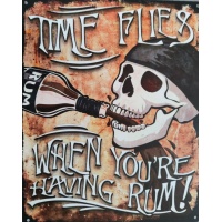 metalen_wandbord_tekst_time_flys_when_you_are_having_rum